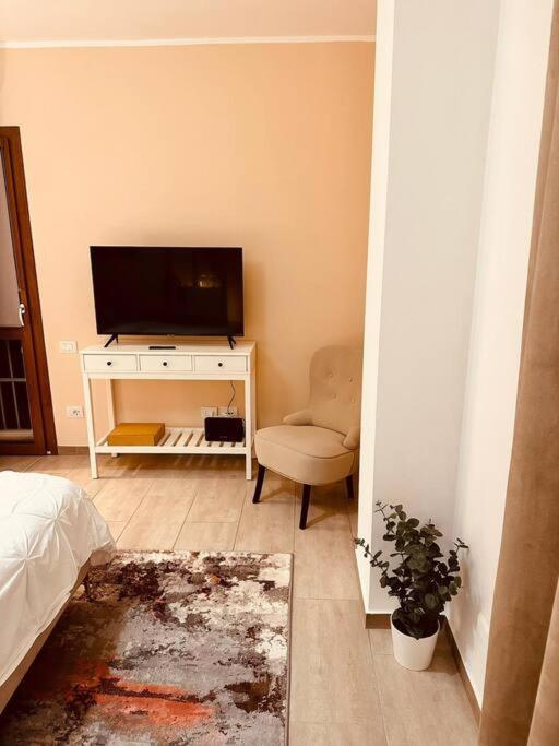 Malu Apartment Пескиера Боромео Екстериор снимка