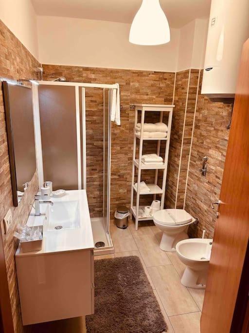 Malu Apartment Пескиера Боромео Екстериор снимка